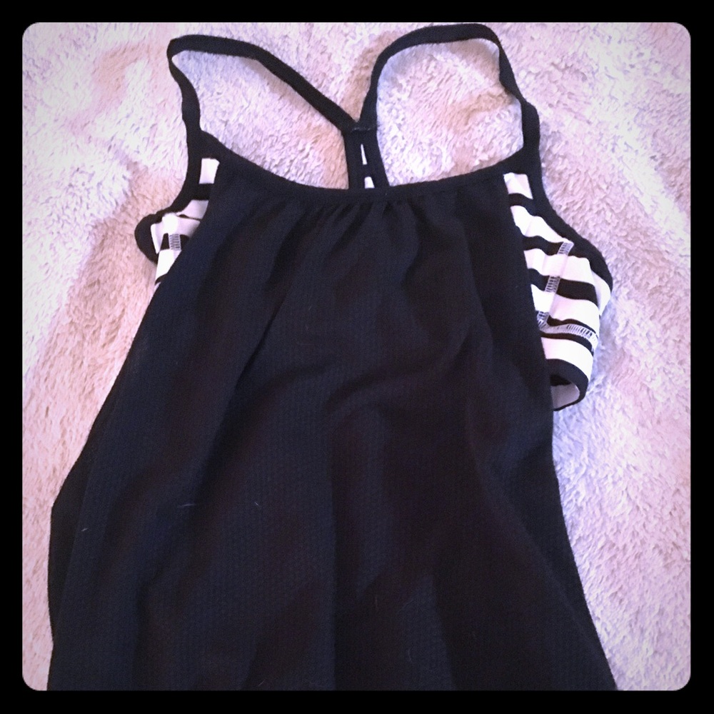 Workout top with sports bra